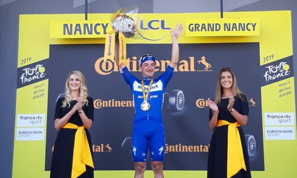 Вивиани спечели четвъртия етап от Tour de France