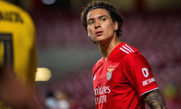 Ливърпул все още не е съгласувал цената на Нунес