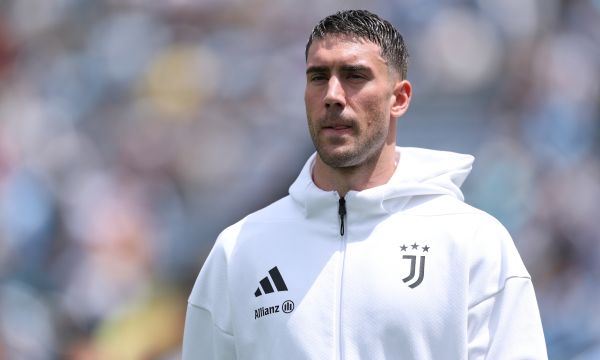 Милан преговаря с агентите на Влахович