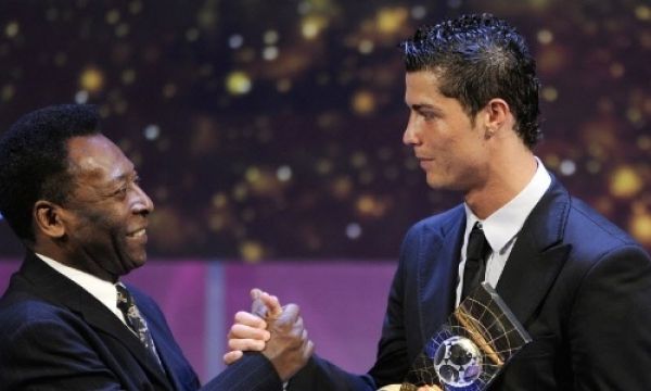 Пеле се обърна към Роналдо