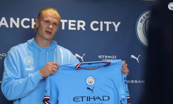  Контрактът на Холанд съдържа две опции за откупване 