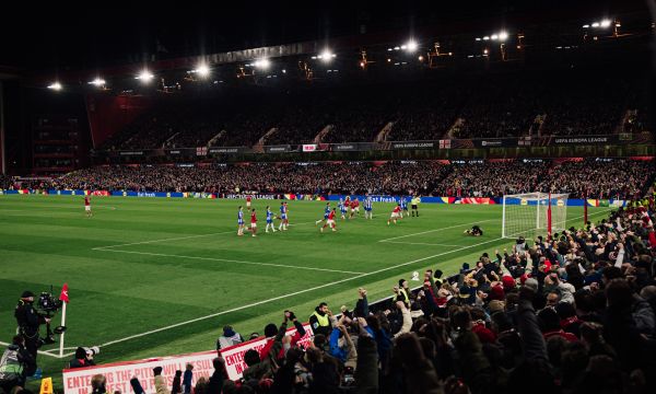 Нотингам Форест с първа победа при Дайк