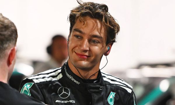 Безпощаден Джордж Ръсел в Гран При на Сингапур