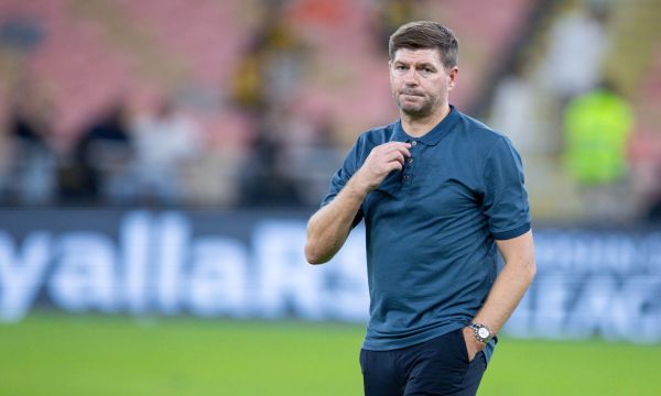 Джерард:  Проблемите на Ливърпул се задълбочават