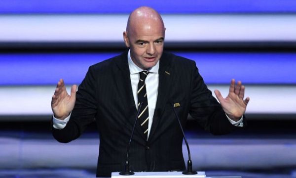 Инфантино остава начело на ФИФА, независимо от разследването