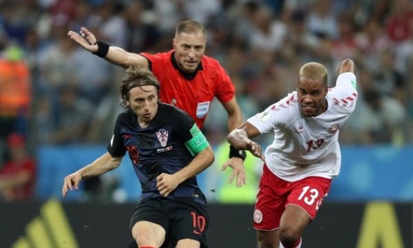 Страхотен Шмайхел не бе достатъчен на Дания, Хърватия е на 1/4-финал