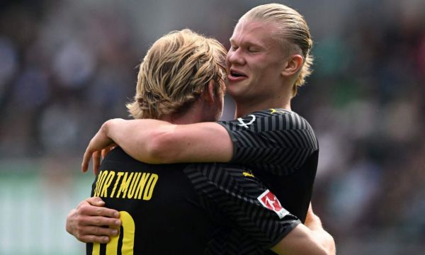 Дортмунд с очаквана победа срещу Гройтер Фюрт (видео)