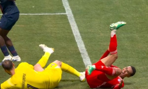 Мусиала счупи крак в мача с ПСЖ