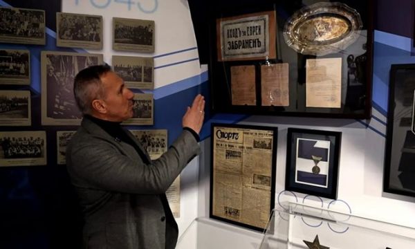 От Левски се оправдаха за скандалната табела 