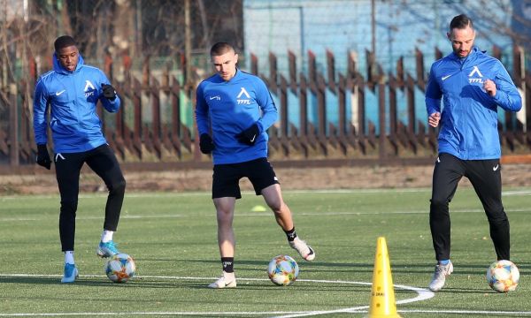Левски с първа тренировка за 2020-та година (видео)