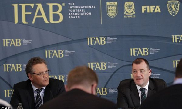 IFAB иска да въведе наказание за случайна игра с ръка