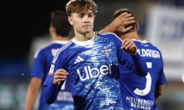 Комо помете Сасуоло за едно полувреме