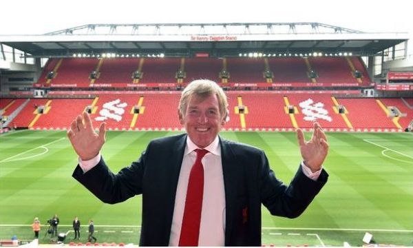 Сър Кени се зарази с коронавирус