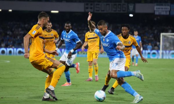 Наполи оглави класирането, след като се измъчи срещу Пиза