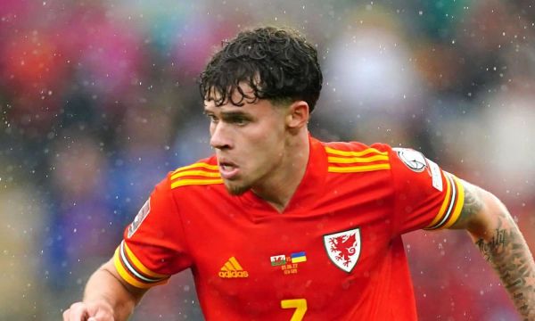  Ливърпул определи цената на Уилямс 