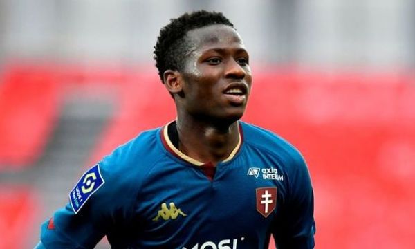 Ман Сити, Ман Юнайтед и Челси претендират за 18-годишен играч