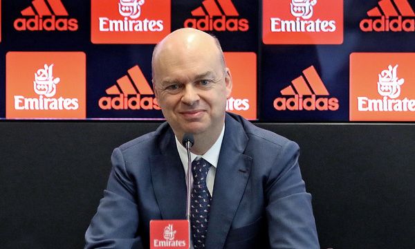 Фасоне: Невъзможно е да удовлетвориш някои изисквания на УЕФА