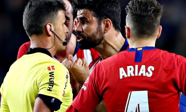Федерацията на Испания наказа Коста за 8 мача