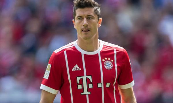 Челси и Юнайтед са готови да се борят за Левандовски 