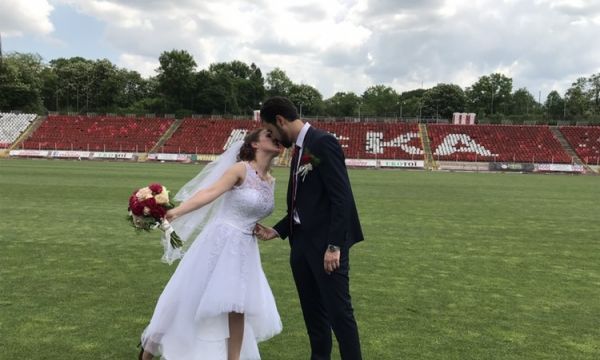 Сватба и предложение на днешния празник на ЦСКА