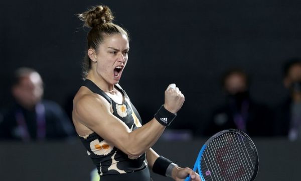 Сакари се класира за полуфинала на WTA Finals