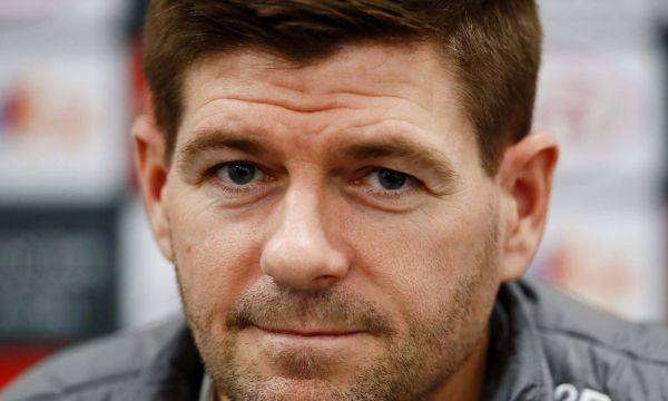 Рио: Щяхме да спечелим още трофеи, ако Джерард бе в Ман Юнайтед 