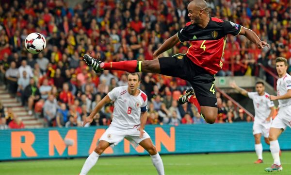 Компани може да не играе срещу Ливърпул 