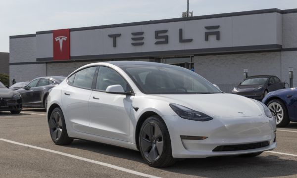 Tesla вече не е най-скъпата марка автомобили 