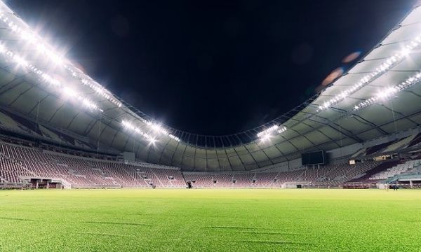 Стадионът на Ливърпул в Доха не издържа на проверката