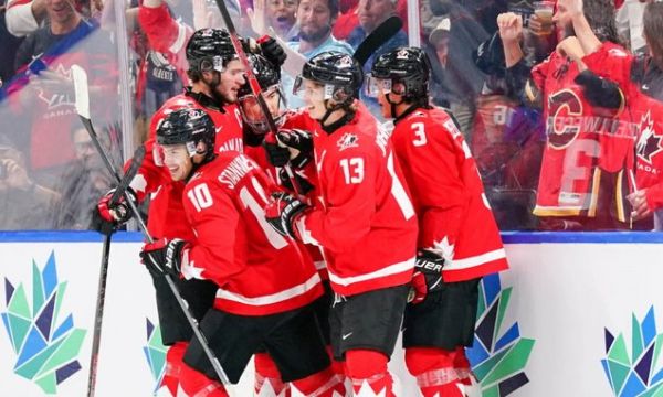  Канада и Финландия ще спорят за титлата на Световното