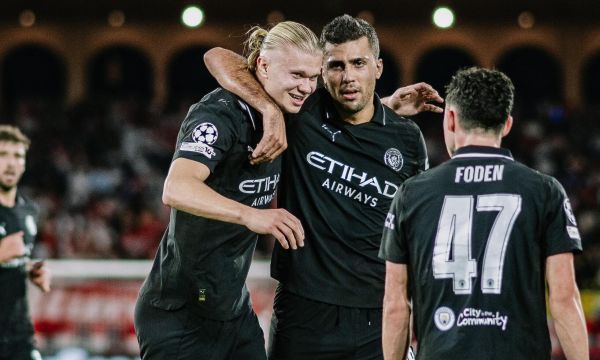 Ман Сити и Нюкасъл с победи в ШЛ, Холанд чупи рекорд (видео)