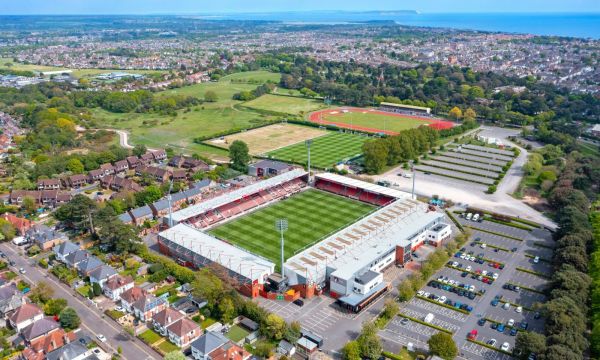 Борнемут у дома ще отстъпи на Арсенал