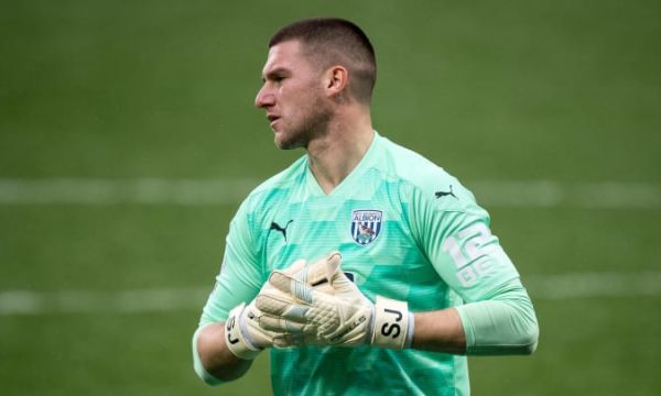 Ман Юнайтед иска да върне Джонстън