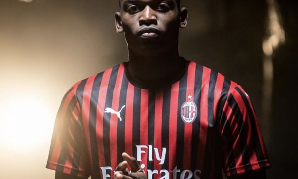Милан обяви за трансфера на Леао