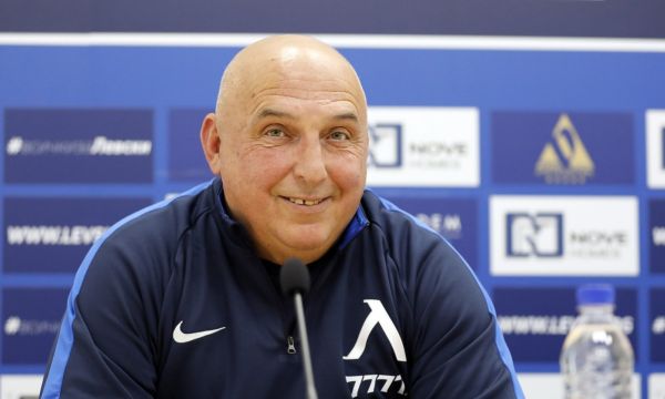 Георги Тодоров остава треньор на Левски