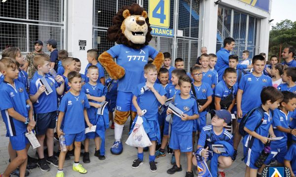 Деца до 14 г. влизат безплатно на Левски - АЕК Ларнака