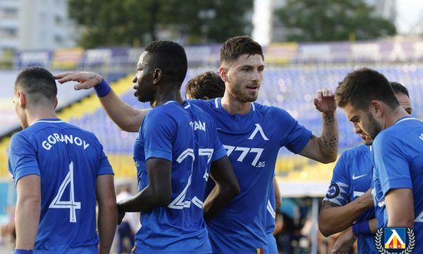 Левски взе своето срещу Ботев Пловдив