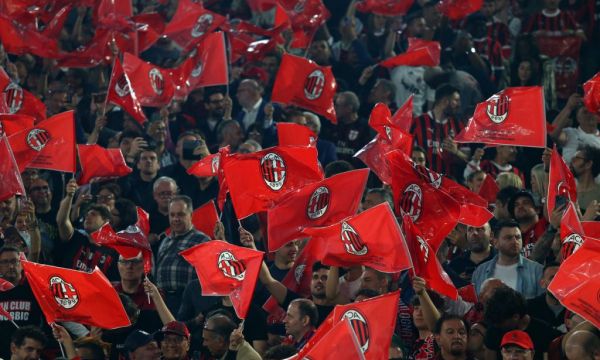 Ултрасите на Милан спряха протеста заради мача с Наполи
