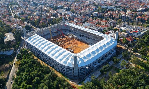 Райо Валекано ще издържи в Атина