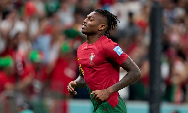 Арсенал и Челси са готови да се борят за Рафаел Леао