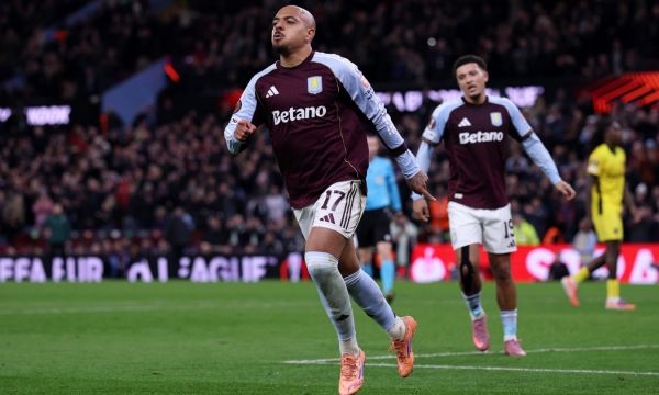 Дубъл на Мален помогна на Вила да победи Йънг Бойс 