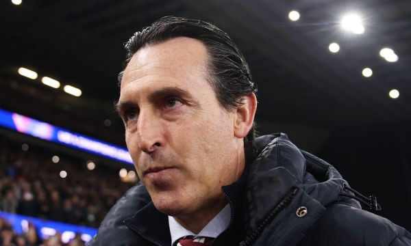 Астън Вила няма планове да се разделя с Унай Емери