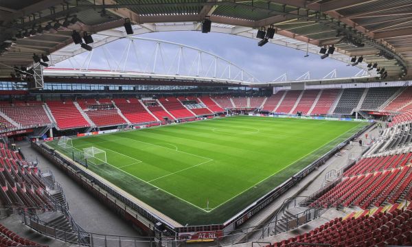 АЗ Алкмаар ще вземе и втория мач срещу Левски