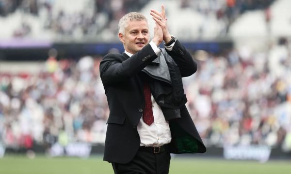 Бешикташ уволни Солскяер 