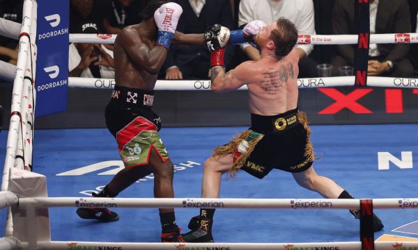 Крофорд – Канело постави рекорд по най-гледана битка за титлата