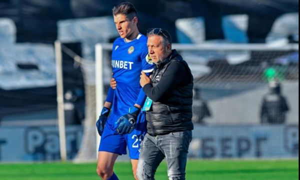 Установена е самоличността на фена на Локо, който уцели Наумов с бутилка