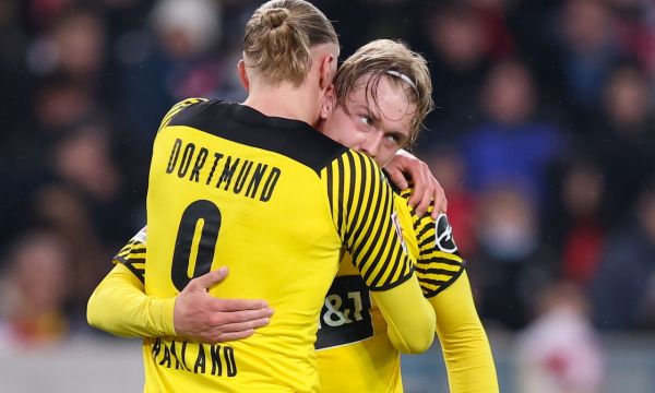 Дортмунд удари Щутгарт и е на 6 точки от 1-во място (видео)