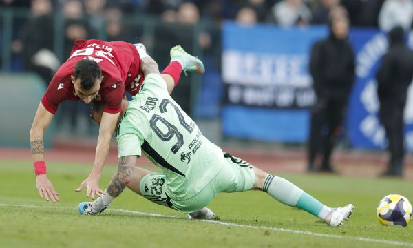 Венци Стефанов отново се заяде със Светльо Вуцов