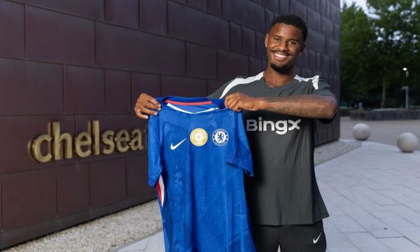 Челси обяви трансфера на Хато
