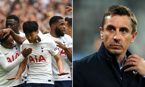 Невил се пошегува със загубата на Ман Сити